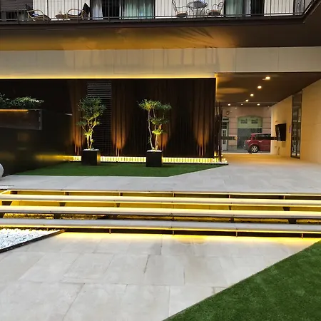 Lägenhet Apartamenticos Plaza Del Pilar I Zaragoza